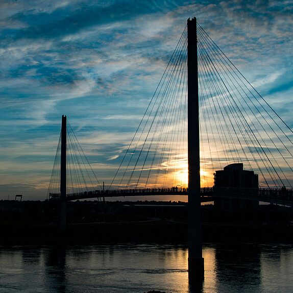 Blick auf Brücke in Omaha, Nebraska