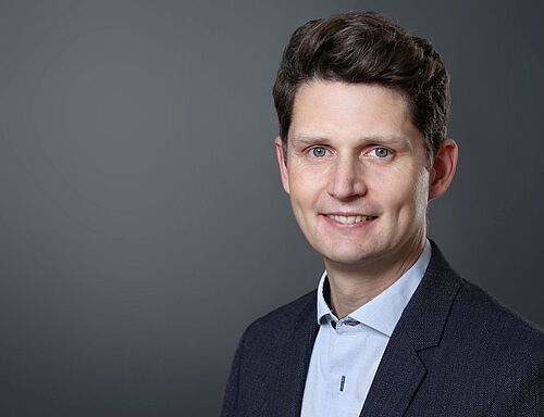 Prof. Dr. Sebastian Meyer