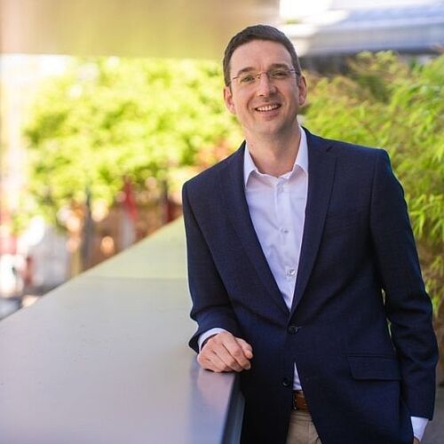 Das Foto zeigt Alumnus Axel Heumann.