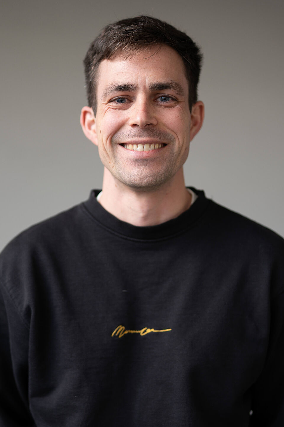 Picture shows Urs Buegger, Researcher at our Insitute