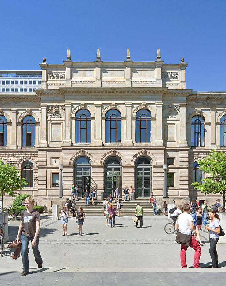 Blick auf das Altgebäude der TU Braunschweig