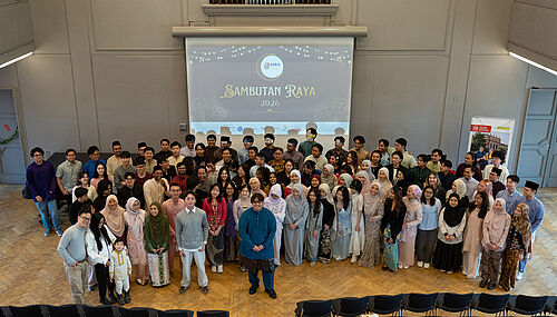 The members of the Malaysian Braunschweig Association pose for a group photo.