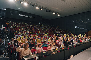 Foto Hörsaal Kinder-Uni