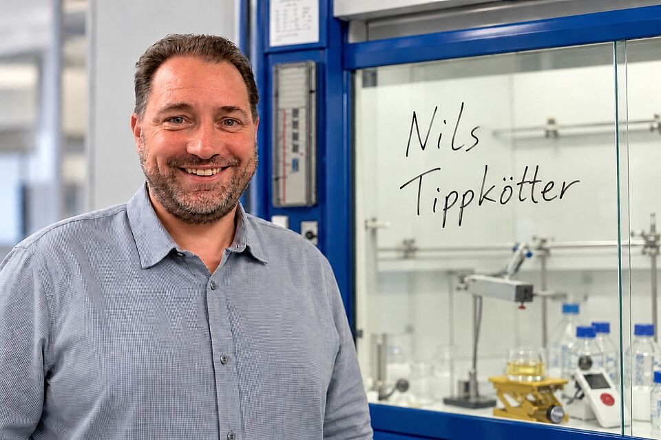 Prof. Dr. Nils Tippkötter