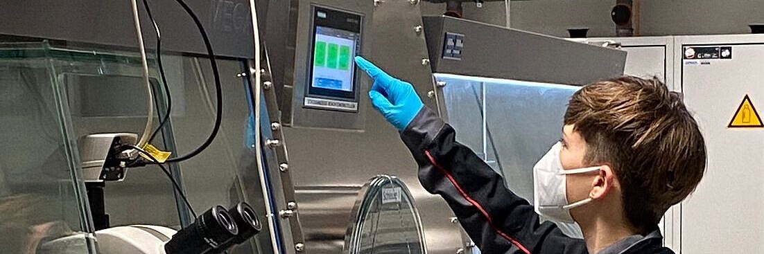 Glovebox 