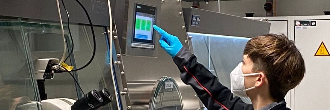 Glovebox 