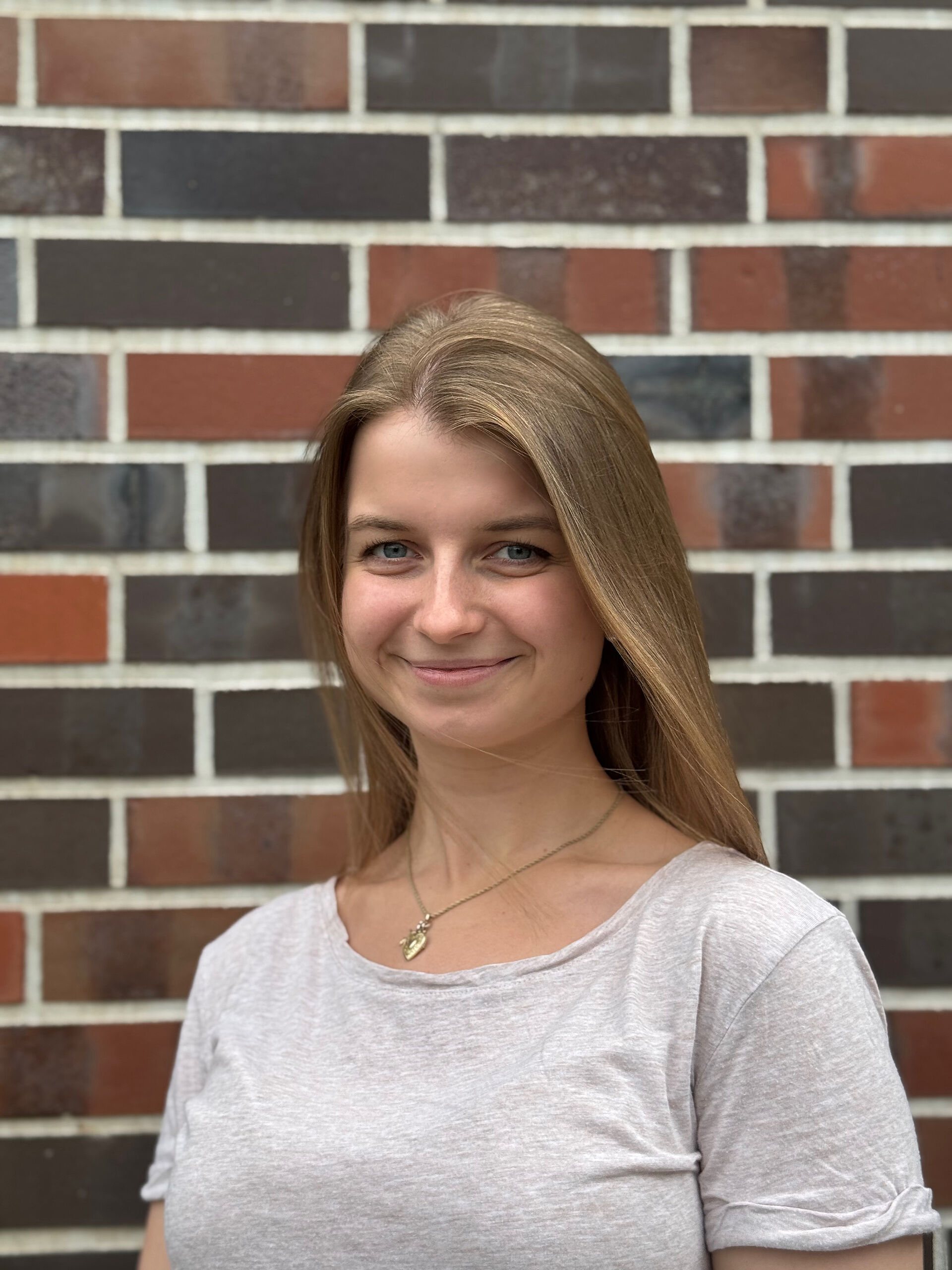 Portrait von Laura Hadam