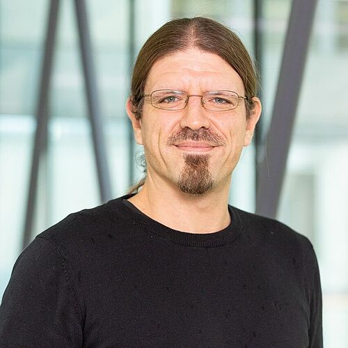 Das Foto zeigt Alumnus Carsten Reuse.