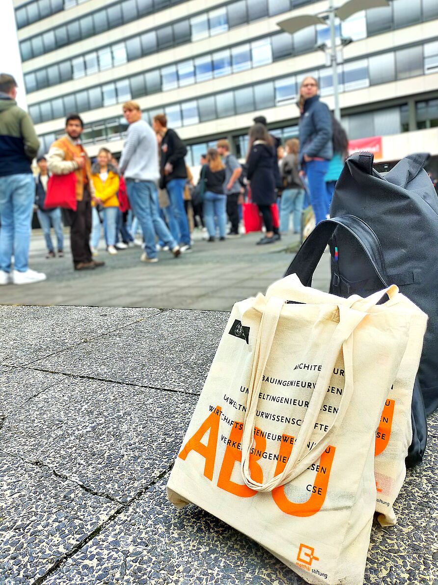 Ersti-Tasche der Fakultät 3
