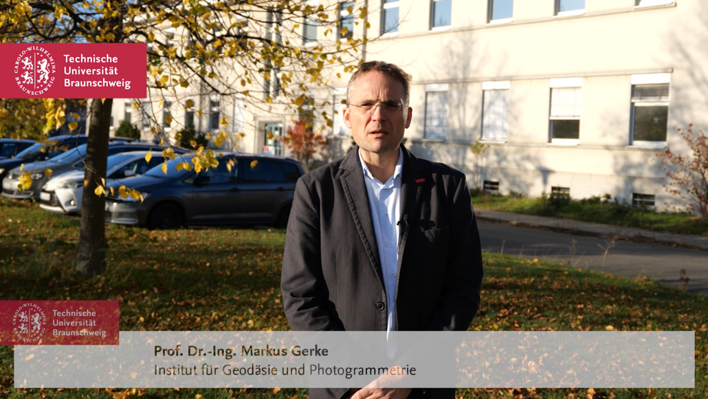 Prof. Dr. Markus Gerke erklärt in einem Video die Funktionsweise des Streifenlichtscanners