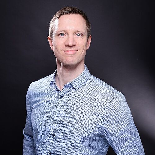 Das Foto zeigt Alumnus Timo Strahlendorff.