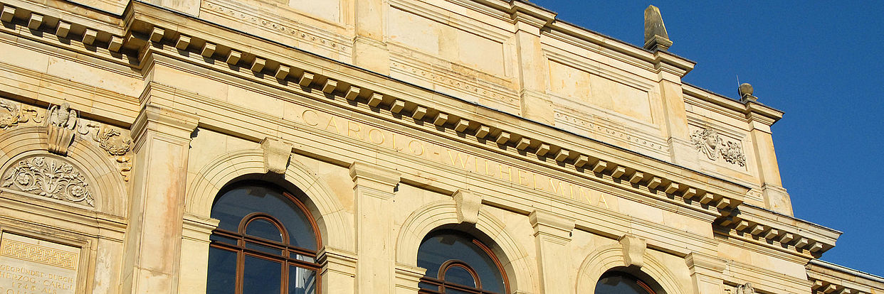Altgebäude 