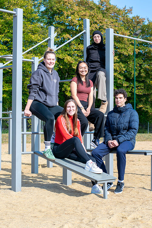 Gruppenbild neue Mitarbeitende