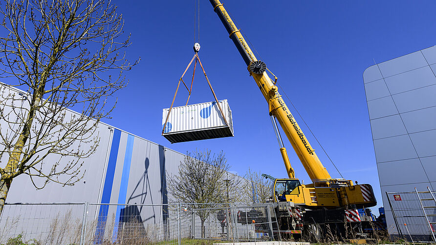 Anlieferung der Metalhybridsspeicher am NFF im APril 2026
