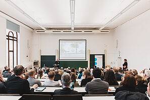 Blick in den Vorlesungssaal PK 4.7