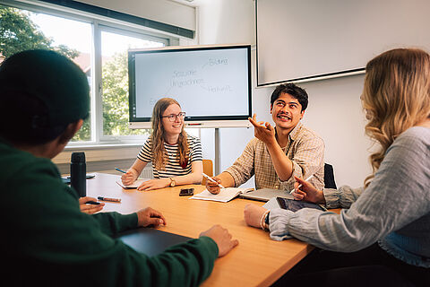 Studierende in Lehr- und Lernsituation