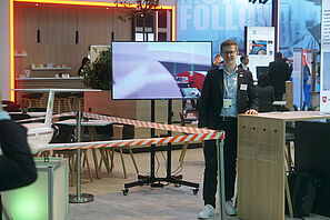 Patrick Meyer am Messestand