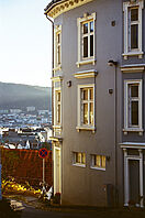Ein Wohnhaus in der norwegischen Stadt Bergen.