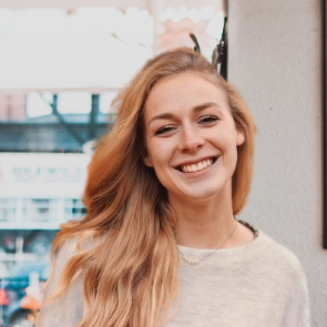 Das Foto zeigt Alumna Sabrina Kirchholtes.