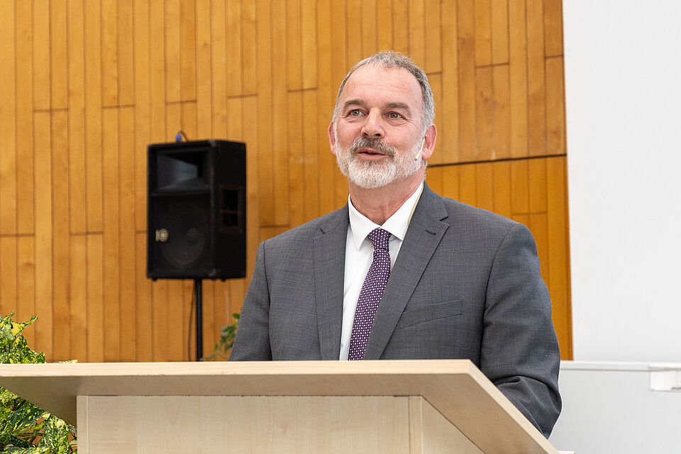 Prof. Krafczyk