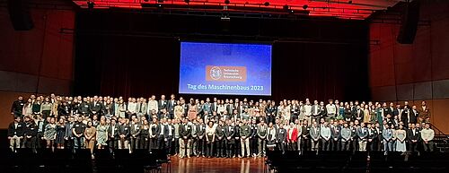 Gruppenbild Tag des Maschinenbaus 2023