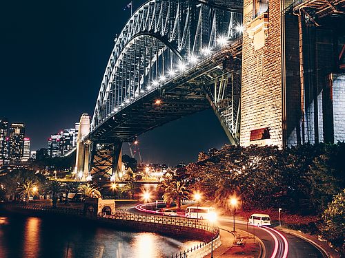 Sydney Harbour Bridge bei Nacht
