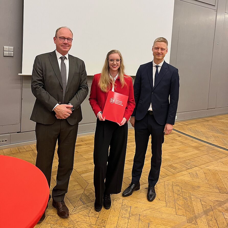 Prof. Markus Henke, Hannah Hellmann, Prof. Ralf Jänicke
