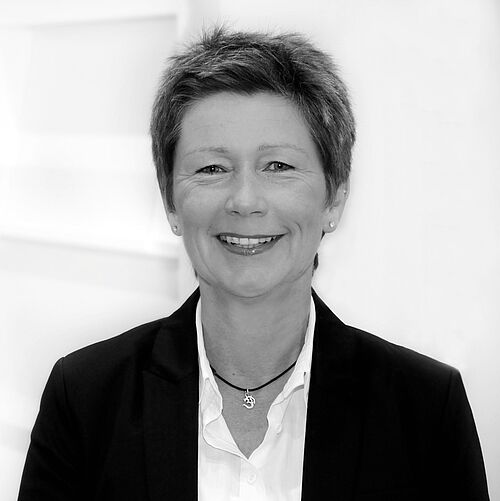 Das Foto zeigt Alumna Yvonne Henze.