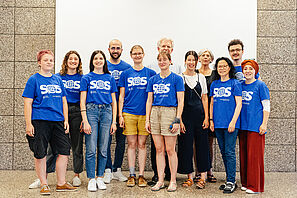 Gruppenfoto des S.o.S. Teams mit Prof. Meinhard Schilling.