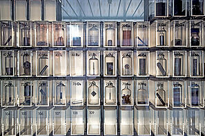 Periodensystem der Elemente im Foyer des Chemiezentrum