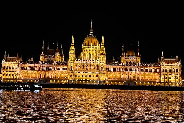 The second largest parliament in Europe at night.