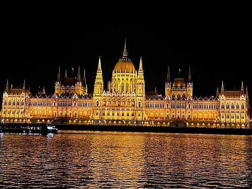 The second largest parliament in Europe at night.