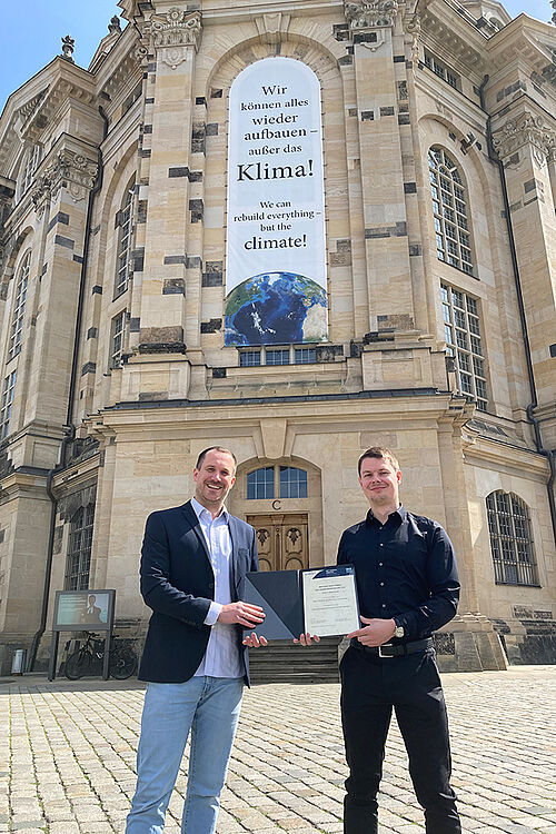 Dr. Alexander Henkes (r.) und Professor Henning Wessels vom Institut für rechnergestützte Modellierung im Bauingenieurwesen.