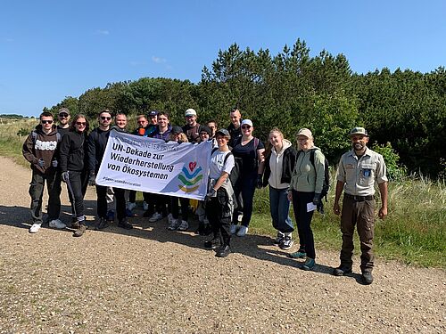 Naturschutzeinsatz im Projekt Sandküste