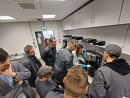 Demonstration der Probenvorbereitung im Rheologielabor