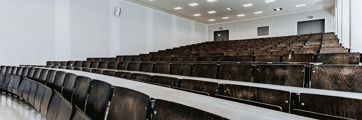 Hörsaal SN 19.1 im Altgebäude 