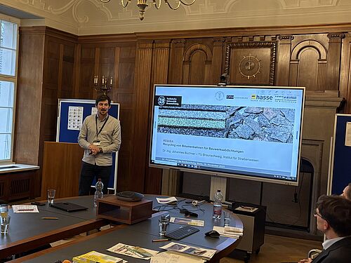 Johannes Büchner als Vortrageneder