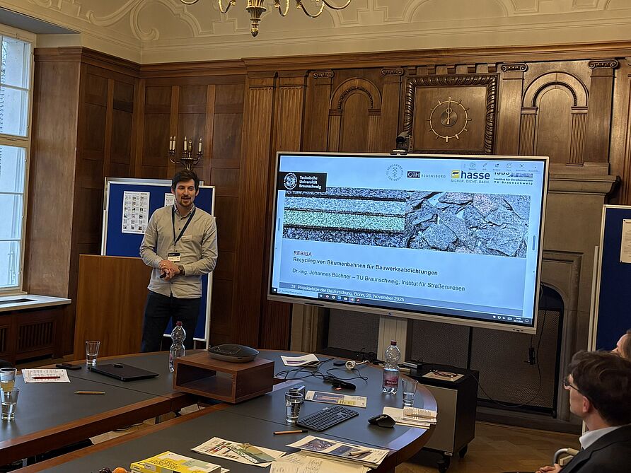 Johannes Büchner als Vortrageneder