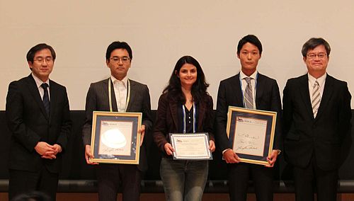 In der Mitte die 3 Preisträger des "best young scientist award" auf der ISGN-6