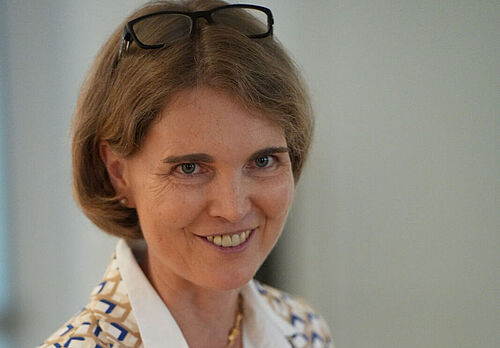 Frau Prof. Dr.-Ing. Tanja Kessel 